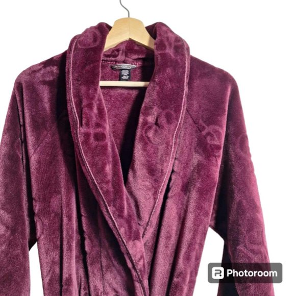 Victoria's Secret Monogramed House Coat in Burgundy Size Med/Large - Picture 2 of 12